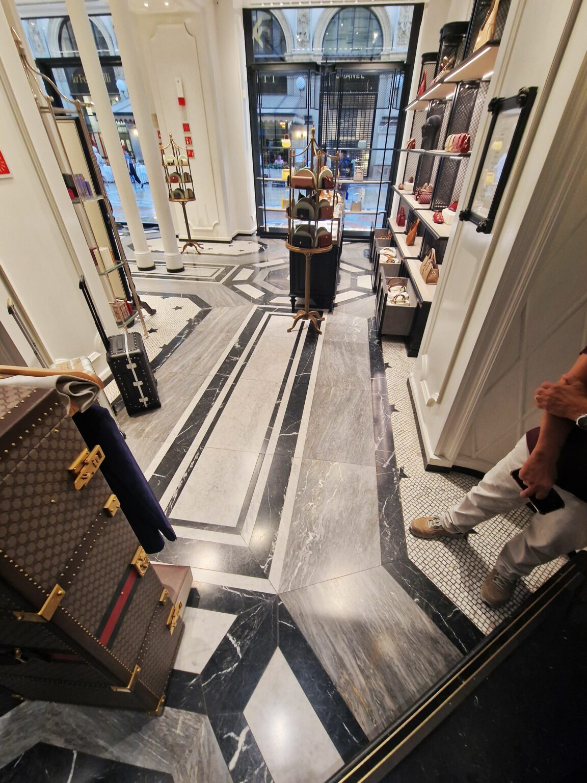 GUCCI — GALLERIA VITTORIO EMANUELE II, MILANO